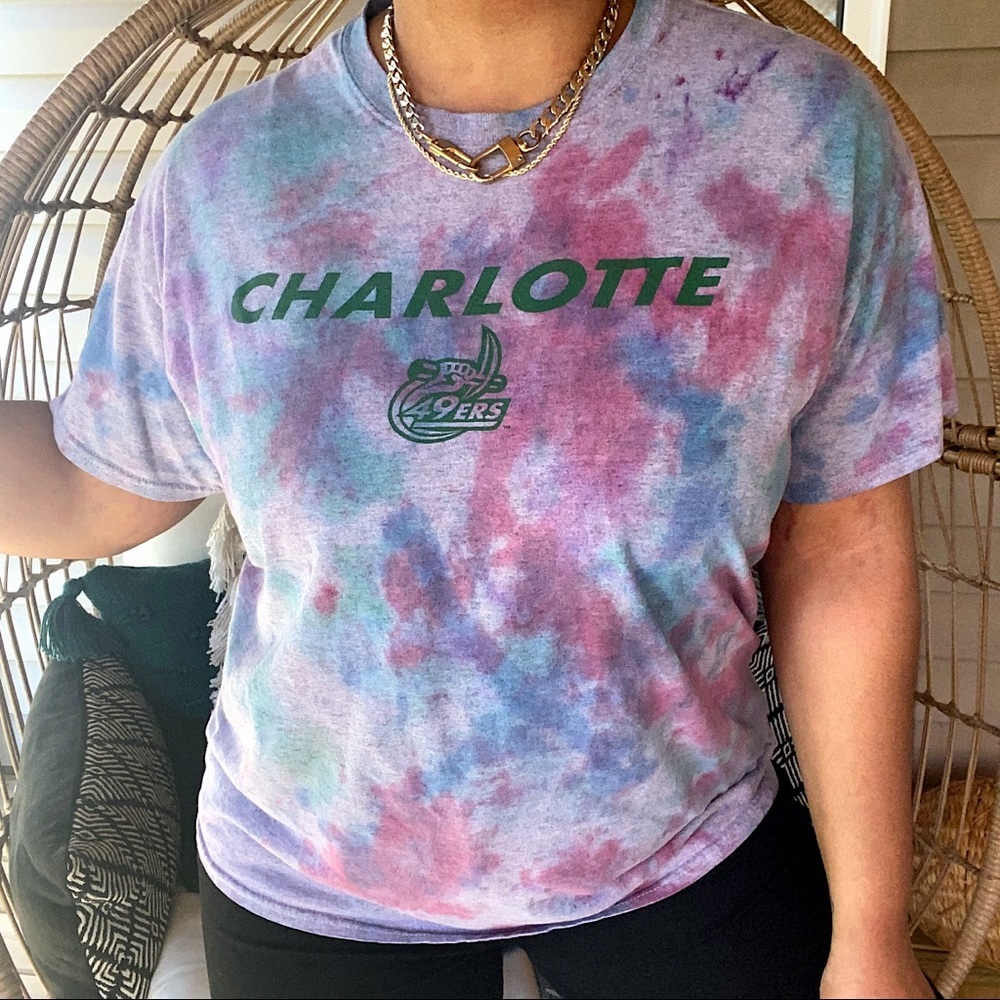 Charlotte 49ers Custom Tie Dye Graphic Tee SZ XL